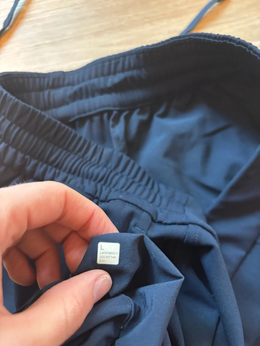 Lululemon Women’s Tapered Luxtreme Pants Cropped Size Large Navy LW5FWDS - Picture 8 of 9